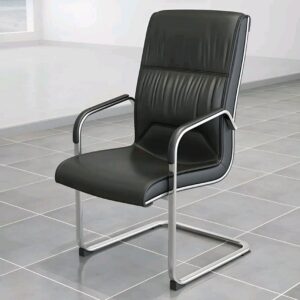 Black Executive Visitors Chair in Nairobi – Premium Guest Seating for Offices