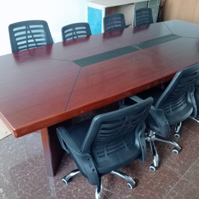 Executive Conference Table in Nairobi – Premium Boardroom Tables