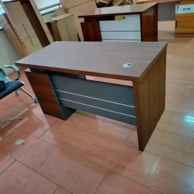 1.4m Executive Desk in Nairobi – Sleek Office Solution